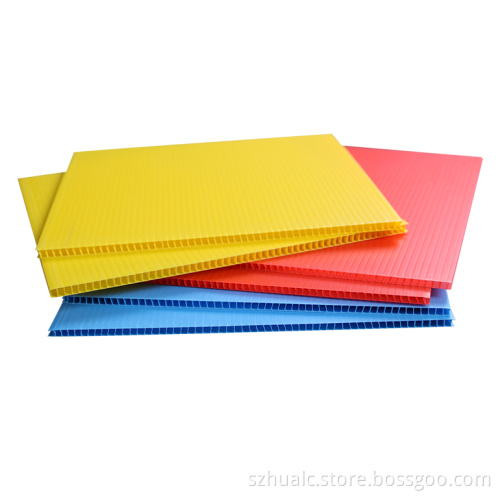 Plastic hollow plate